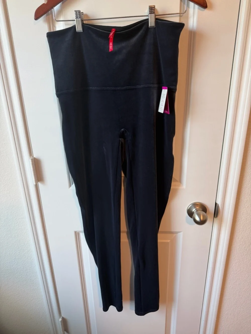 ⚡️NWT Spanx Velvet High-Waist Leggings